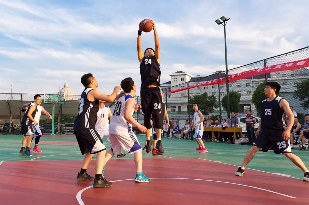 曼联VS布莱顿直播_曼联VS布莱顿无插件极速高清流畅直播_曼联VS布莱顿直播完整回放
